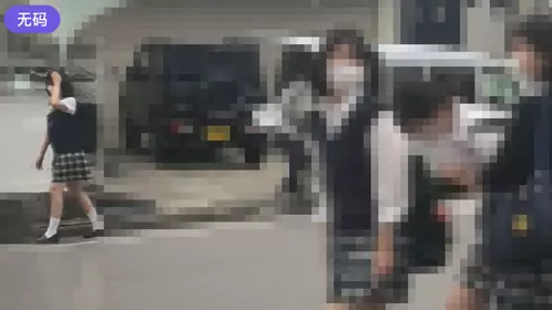 FC2-2968096 私立女子校黒髪美③学校の近くに迎えに行き驻车场でプチ露出·ホテルで挿入-cd1
